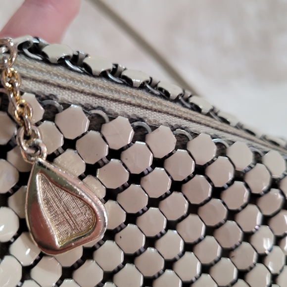 Vintage Whiting & Davis White Mesh Bag - Picture 8 of 11